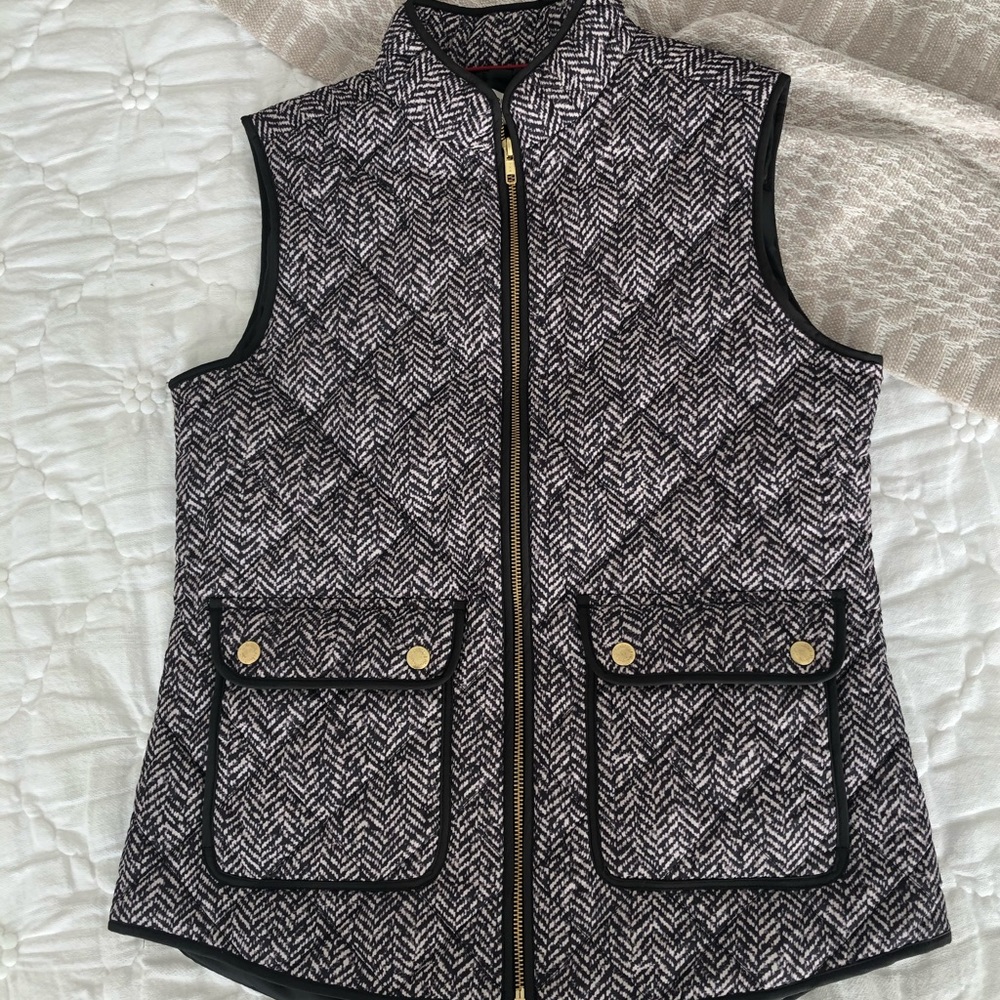 sleeveless coat